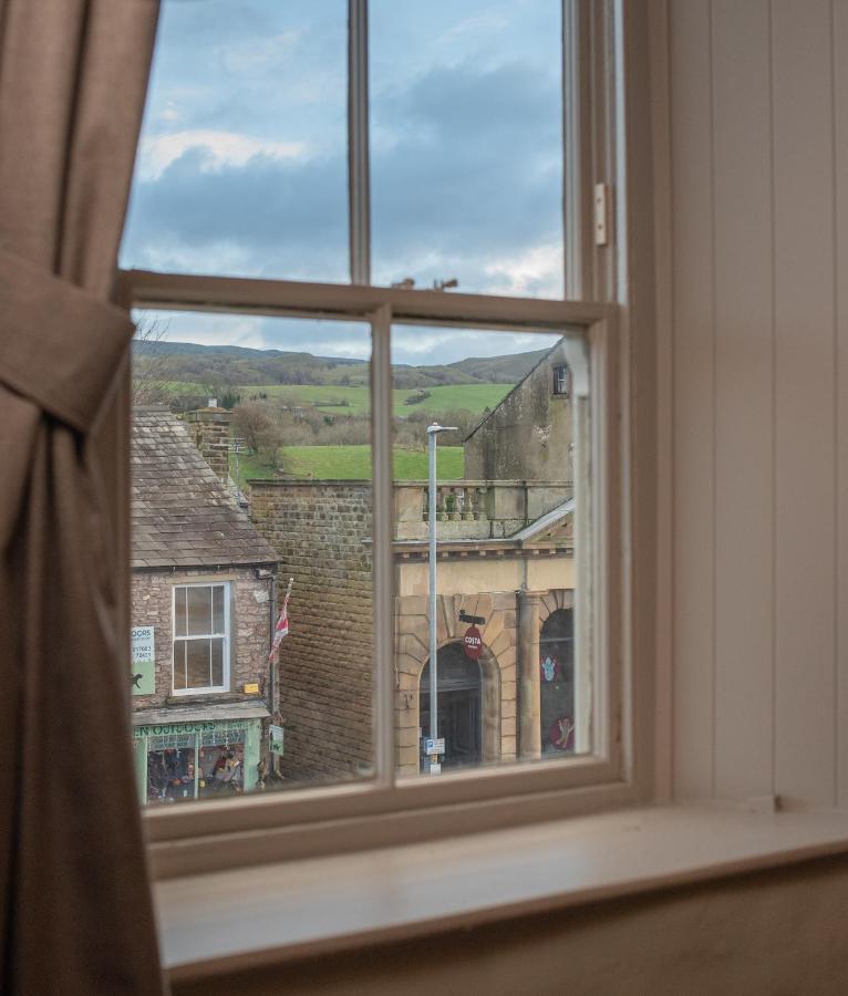 Downe Arms Castleton Bed and Breakfast Whitby Esterno foto